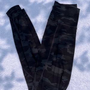 Alphalete High-Waisted Leggings *with pockets!*